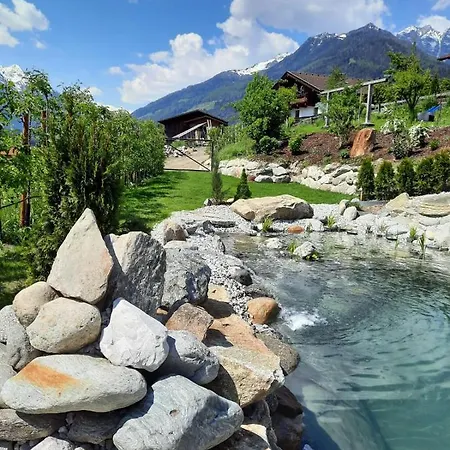 An Der Kaburga Apartment *